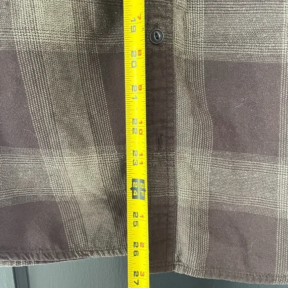 Levi's Brown and Green Flannel Plaid Shirt - Picture 2 of 6